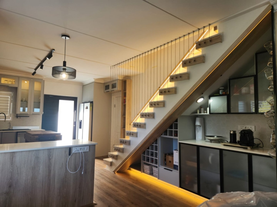 3 Bedroom Property for Sale in Mont Fleur Mountain Estate Western Cape